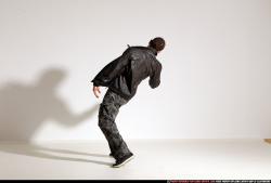 smax-streetfighter-shoulders-hit