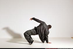 smax-streetfighter-shoulders-hit