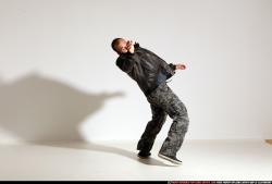 smax-streetfighter-shoulders-hit