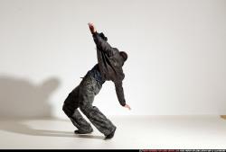 smax-streetfighter-shoulders-hit