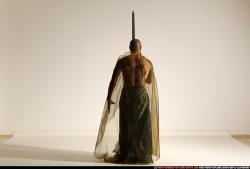 smax-eduardo-fantasy-shawl-sword-pose1-slash