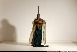 smax-eduardo-fantasy-shawl-sword-pose1-slash