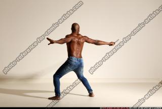smax-eduardo-katana-slash-pose3
