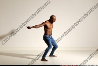 smax-eduardo-katana-slash-pose3
