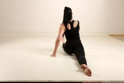 claudia-stretch-pose2-straddle-split 