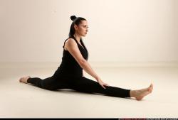 claudia-stretch-pose2-straddle-split 