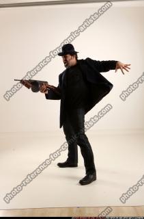 2017 05 JERRY TOMMYGUN POSE2 SHOOTING 01 B