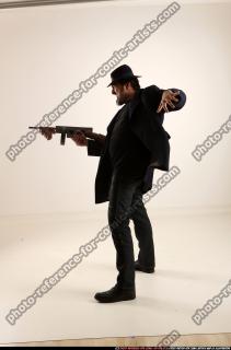 2017 05 JERRY TOMMYGUN POSE2 SHOOTING 02 B