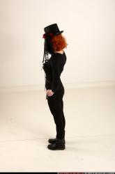 victoria-steampunk-blaster-rifle-aiming-pose2