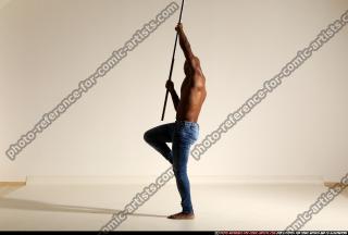 smax-eduardo-stick-attack-pose2