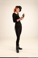 victoria-steampunk-phone-pose1