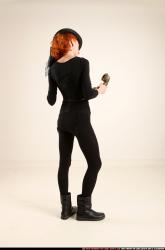 victoria-steampunk-phone-pose1