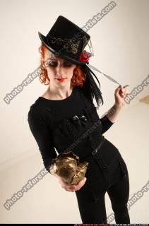 2017 07 VICTORIA STEAMPUNK PHONE POSE1 09