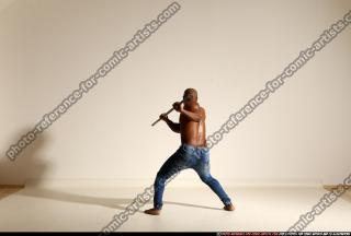 smax-eduardo-stick-attack-pose3