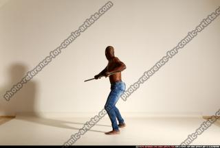 smax-eduardo-stick-attack-pose3