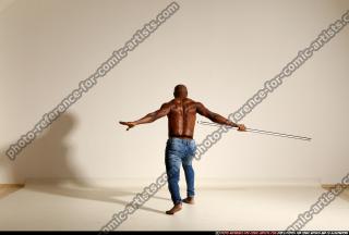 smax-eduardo-stick-attack-pose3