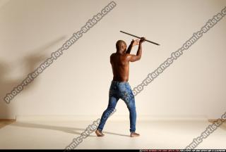 smax-eduardo-stick-attack-pose3