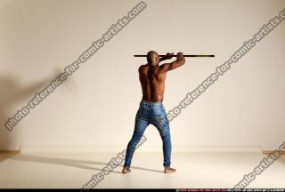 smax-eduardo-stick-attack-pose3