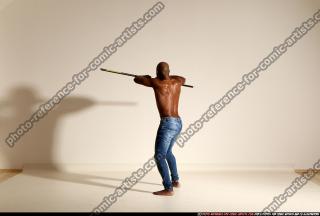 smax-eduardo-stick-attack-pose3