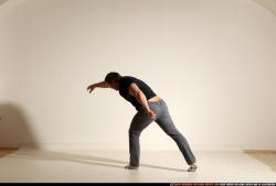 smax-jack-throwing-grenade