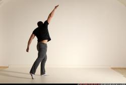 smax-jack-throwing-grenade