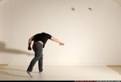 smax-jack-throwing-grenade