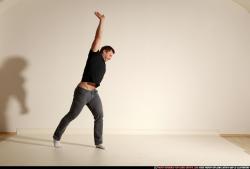 smax-jack-throwing-grenade