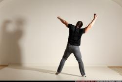 smax-jack-throwing-grenade