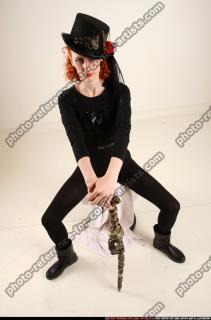 2017 10 VICTORIA STEAMPUNK SITTING CANE POSE 08