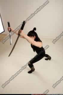 2017 10 CLAUDIA KATANAS ATTACK POSE2 01 A