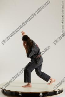 fighting young woman in kimono 05b