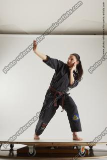 fighting young woman in kimono 16c