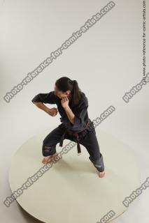 fighting young woman in kimono 05a