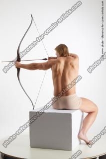 fighting man with bow erling 08