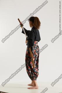 japanese woman in kimono with sword saori 08b