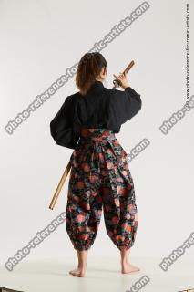 japanese woman in kimono with sword saori 11b