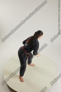 fighting young woman in kimono ronda 10a