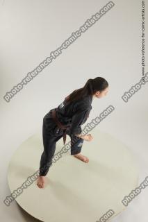 fighting young woman in kimono ronda 11a