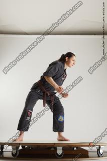 fighting young woman in kimono ronda 12c