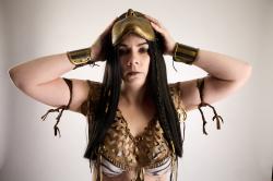 Moira_Cosplay_Anaksunamun_Standing_with_Mask