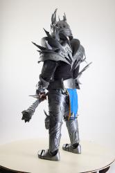 Yelvik_Cosplay_Lich_King_Fighting_Pose_With_Mace