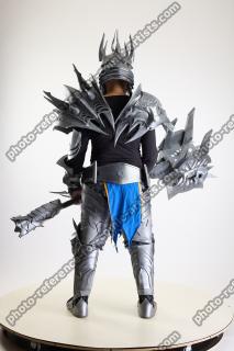 Yelvik_Cosplay_Lich_King_Fighting_Pose_With_Mace