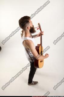 OSCAR PLAYING GUITAR 05 A