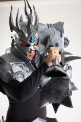 Yelvik Cosplay LichKing Pose With Mace